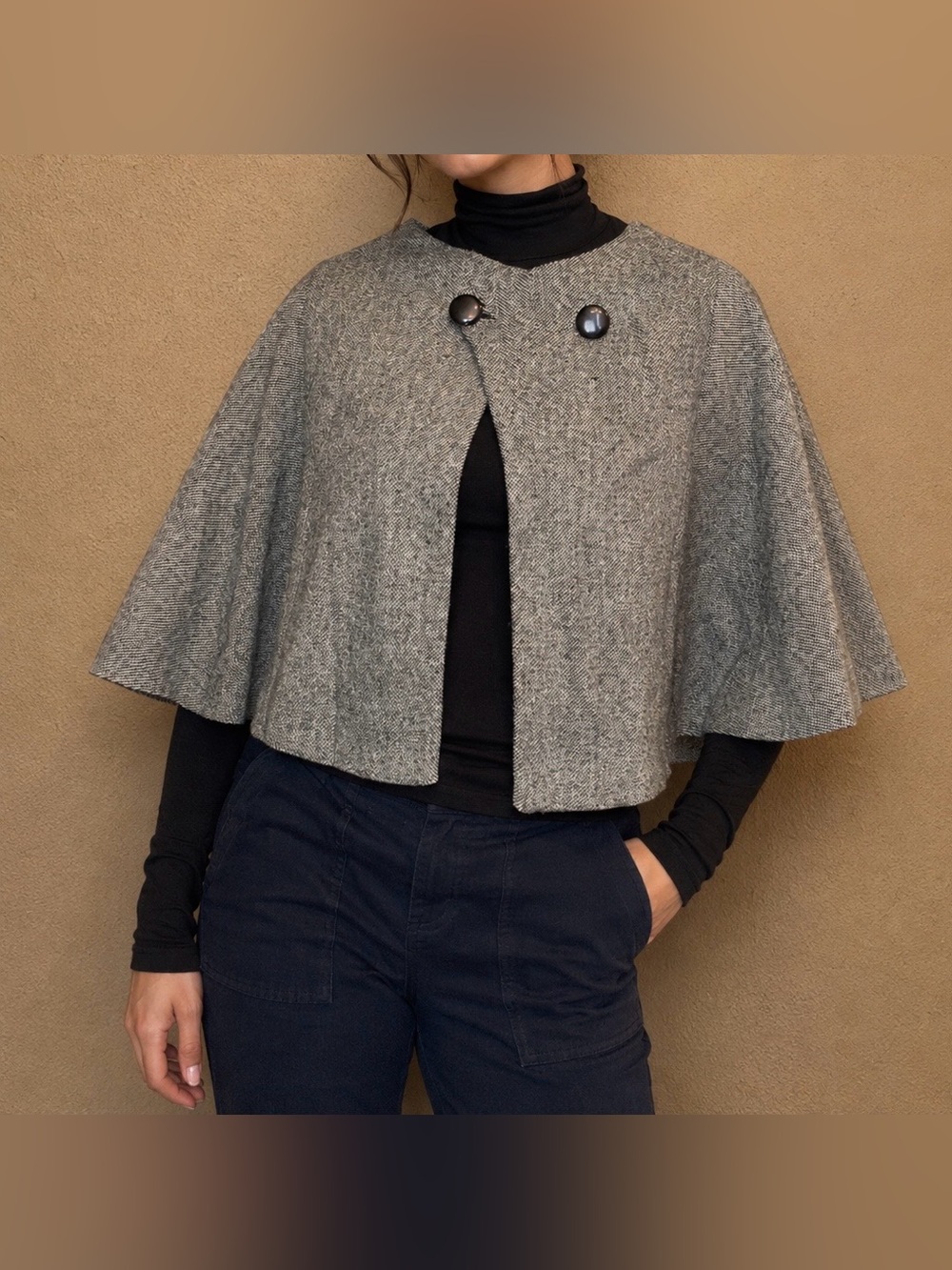 A.N.A Gray Cape Sweater Women’s L/XL